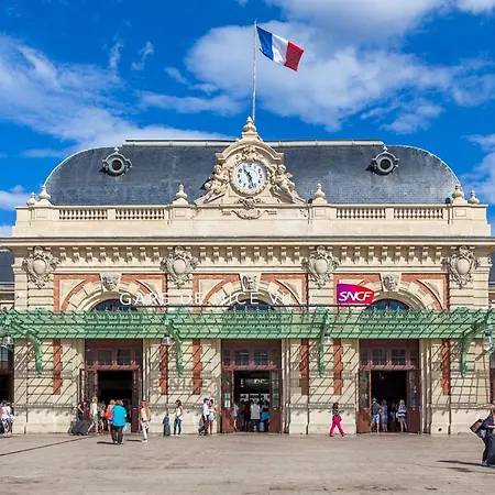 홈스테이 Escale De *