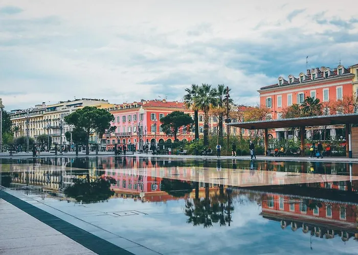 Escale De Nizza