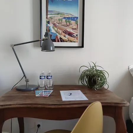 Quarto em Acomodações Particulares Escale De Nice